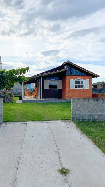 Foto 1 de Casa com 3 Quartos à venda, 200m² em Campo Bom, Jaguaruna