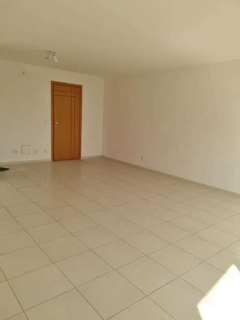 Foto 1 de Sala Comercial para alugar, 34m² em Taquara, Rio de Janeiro