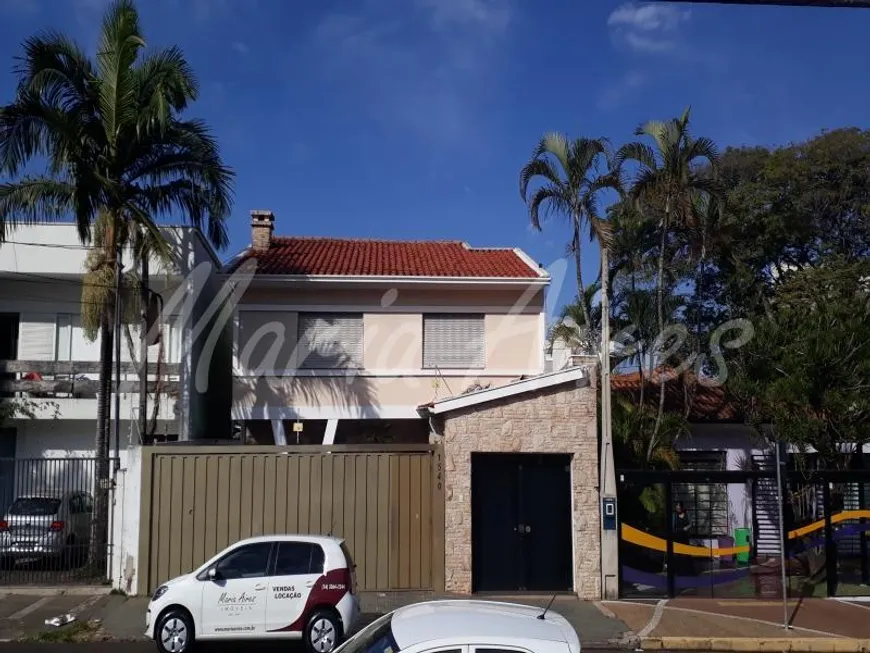 Foto 1 de Sobrado com 5 Quartos para venda ou aluguel, 600m² em Centro, São Carlos
