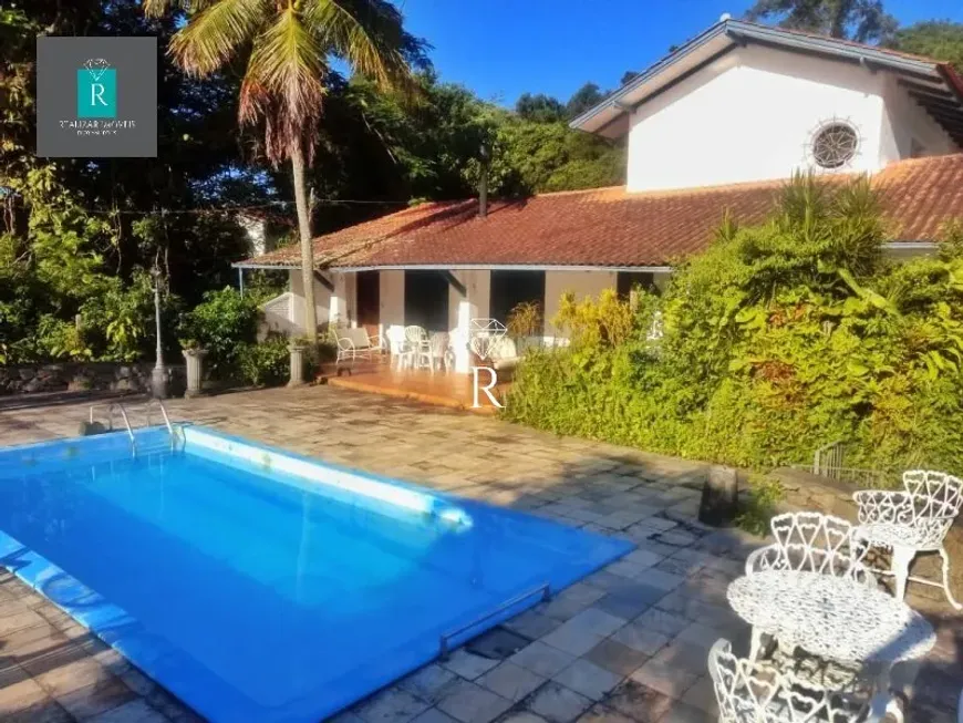 Foto 1 de Casa com 3 Quartos à venda, 245m² em Lagoa da Conceição, Florianópolis