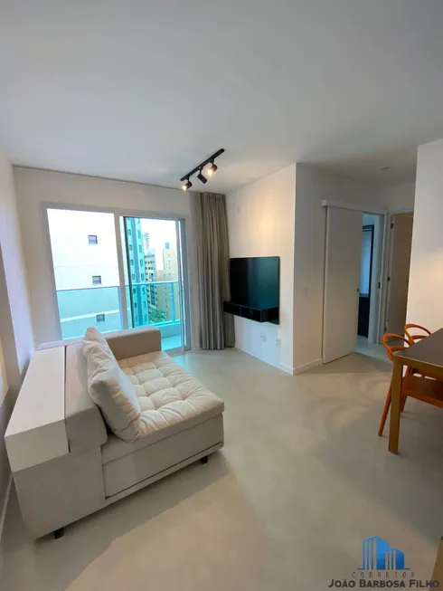 Foto 1 de Apartamento com 2 Quartos para alugar, 55m² em Meireles, Fortaleza