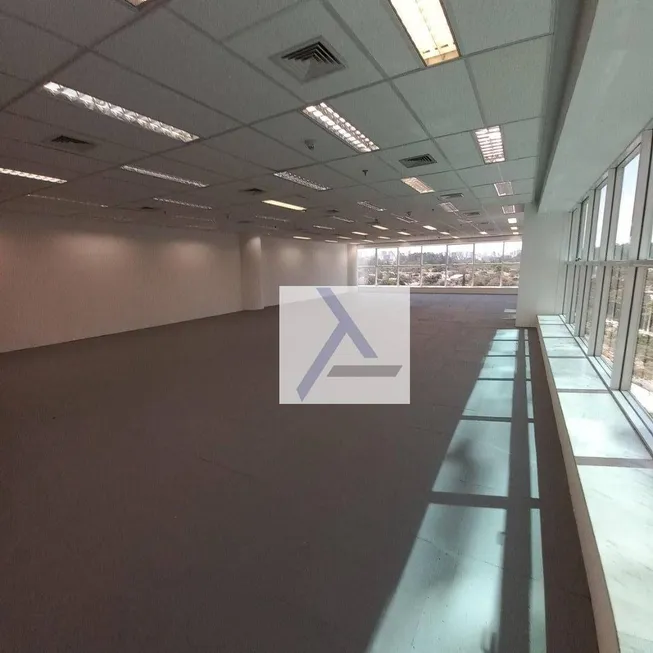 Foto 1 de Sala Comercial para alugar, 200m² em Itaim Bibi, São Paulo