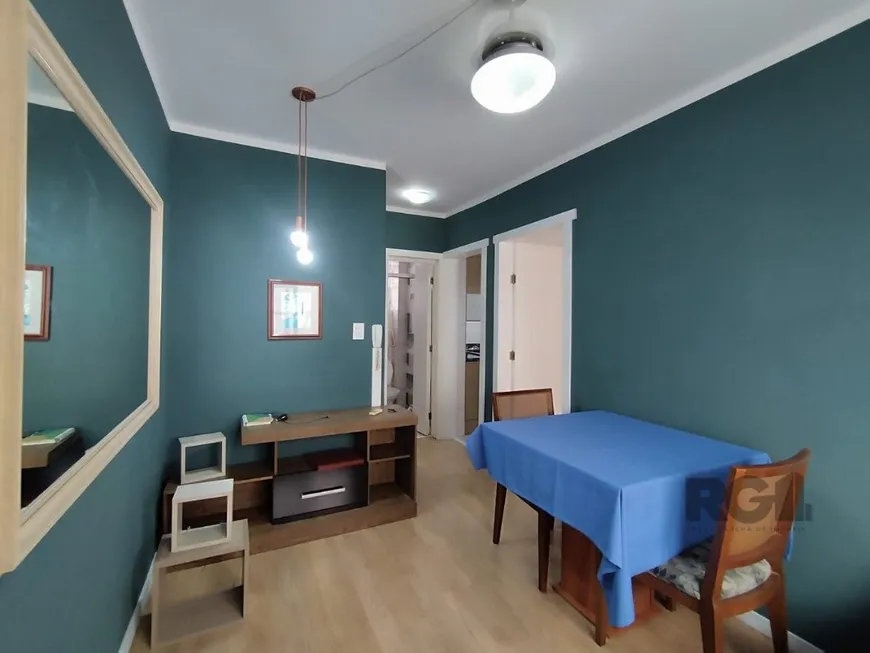 Foto 1 de Apartamento com 1 Quarto à venda, 40m² em Menino Deus, Porto Alegre