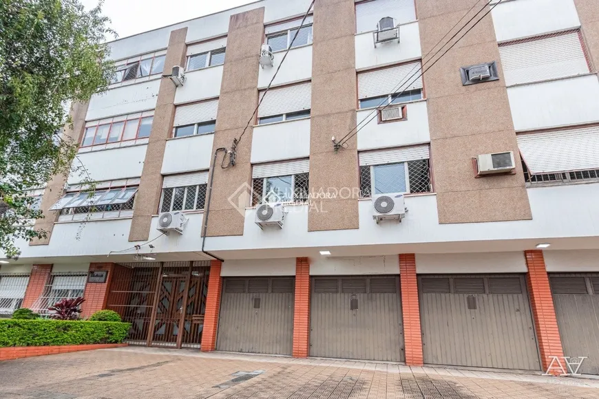 Foto 1 de Apartamento com 2 Quartos à venda, 71m² em Santana, Porto Alegre