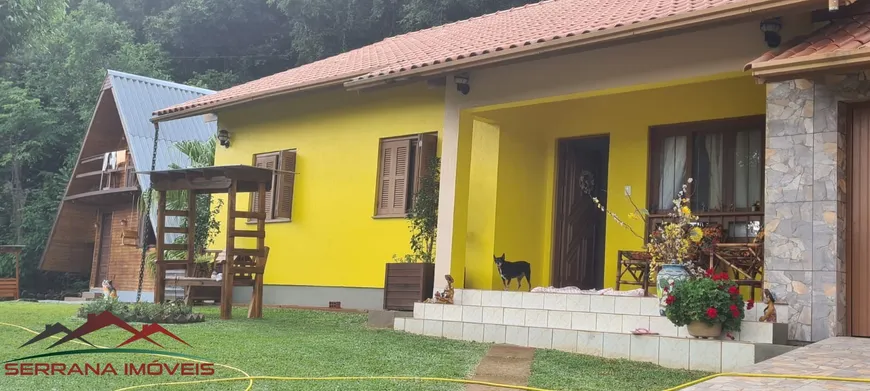 Foto 1 de Fazenda/Sítio com 3 Quartos à venda, 150m² em Linha Imperial, Nova Petrópolis