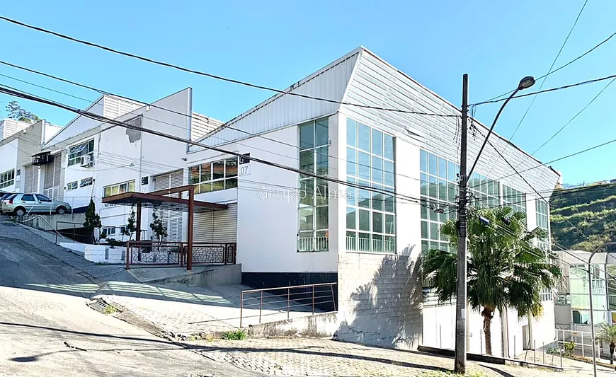 Foto 1 de Galpão/Depósito/Armazém para alugar, 620m² em Poço Rico, Juiz de Fora