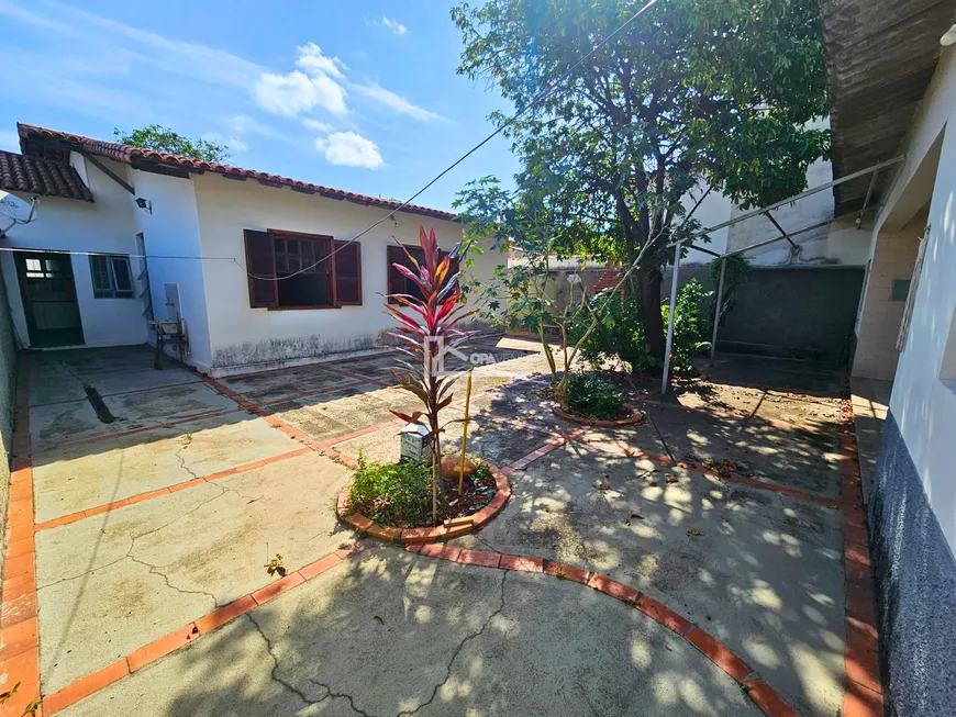Foto 1 de Casa com 3 Quartos à venda, 360m² em São João Batista, Belo Horizonte