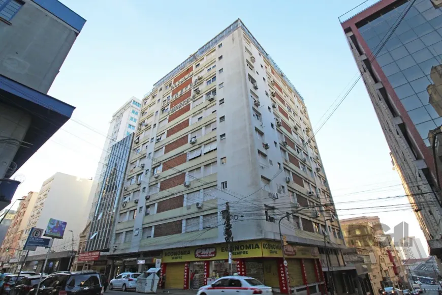 Foto 1 de Apartamento com 3 Quartos à venda, 83m² em Centro Histórico, Porto Alegre