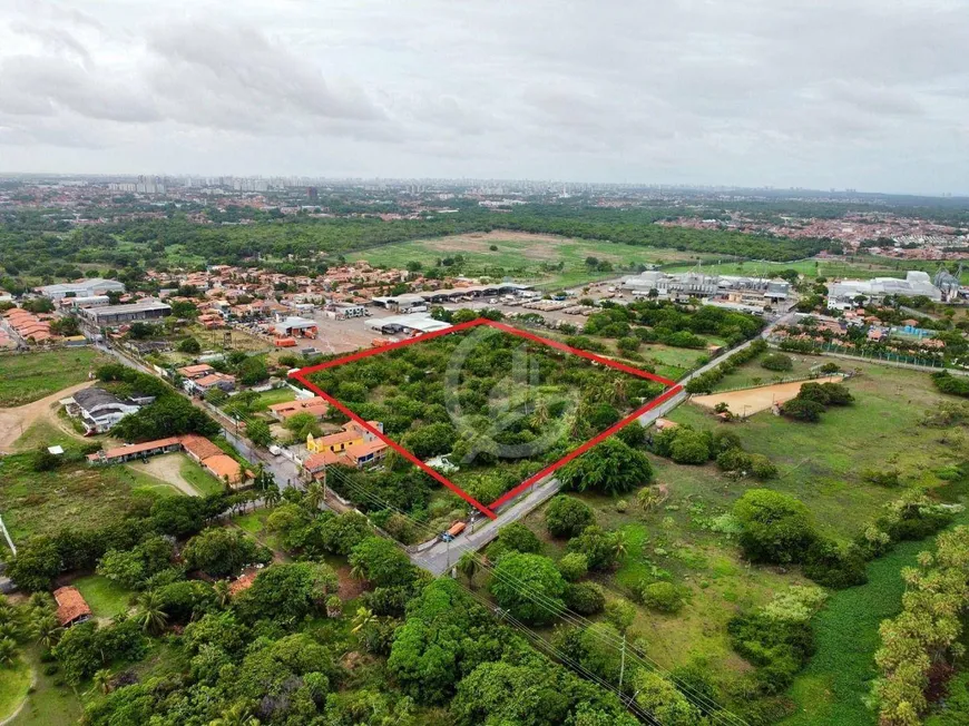 Foto 1 de Lote/Terreno à venda, 30000m² em Messejana, Fortaleza