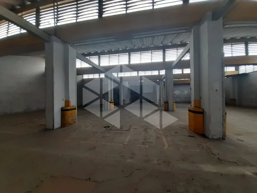 Foto 1 de Sala Comercial para alugar, 620m² em Floresta, Porto Alegre