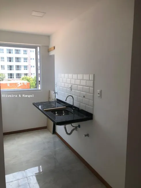 Foto 1 de Apartamento com 1 Quarto à venda, 33m² em Pitangueiras, Lauro de Freitas