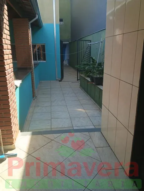 Foto 1 de Sobrado com 3 Quartos à venda, 202m² em Jardim Quaresmeira, Suzano