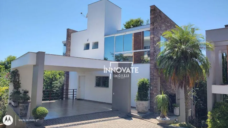 Foto 1 de Casa com 3 Quartos à venda, 320m² em Concórdia, Ivoti