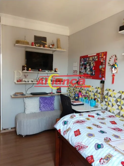 Foto 1 de Apartamento com 2 Quartos à venda, 64m² em Vila Galvão, Guarulhos