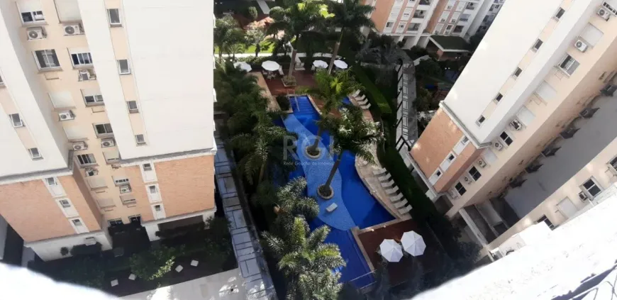 Foto 1 de Apartamento com 3 Quartos à venda, 104m² em Passo da Areia, Porto Alegre