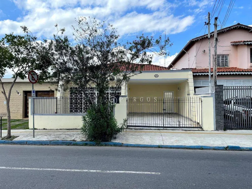 Foto 1 de Imóvel Comercial com 4 Quartos para venda ou aluguel, 432m² em Centro, Jacareí