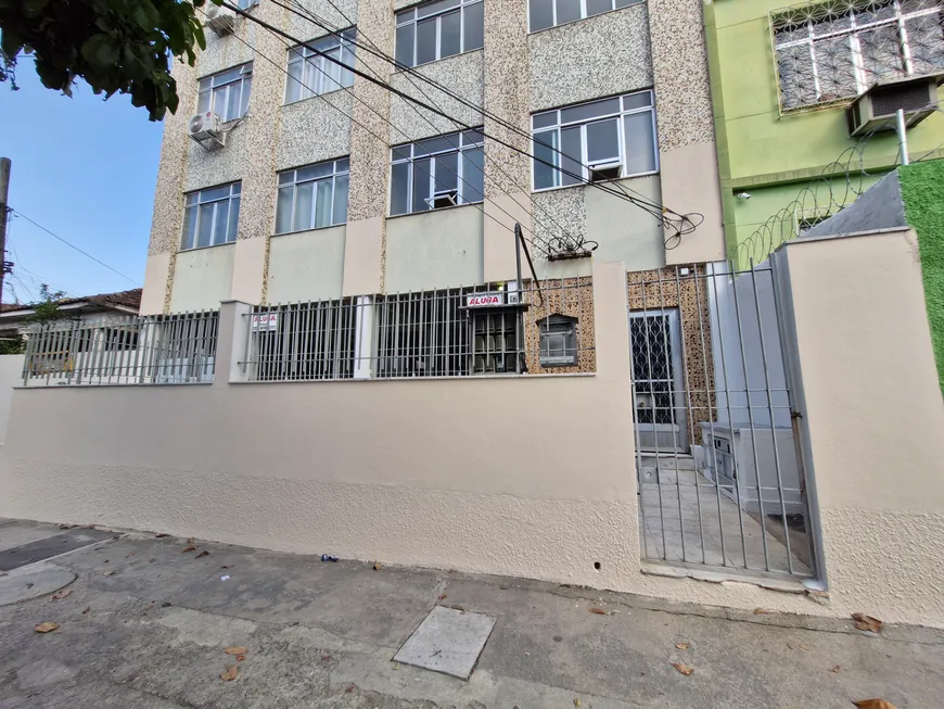 Foto 1 de Apartamento com 2 Quartos para alugar, 70m² em Bangu, Rio de Janeiro