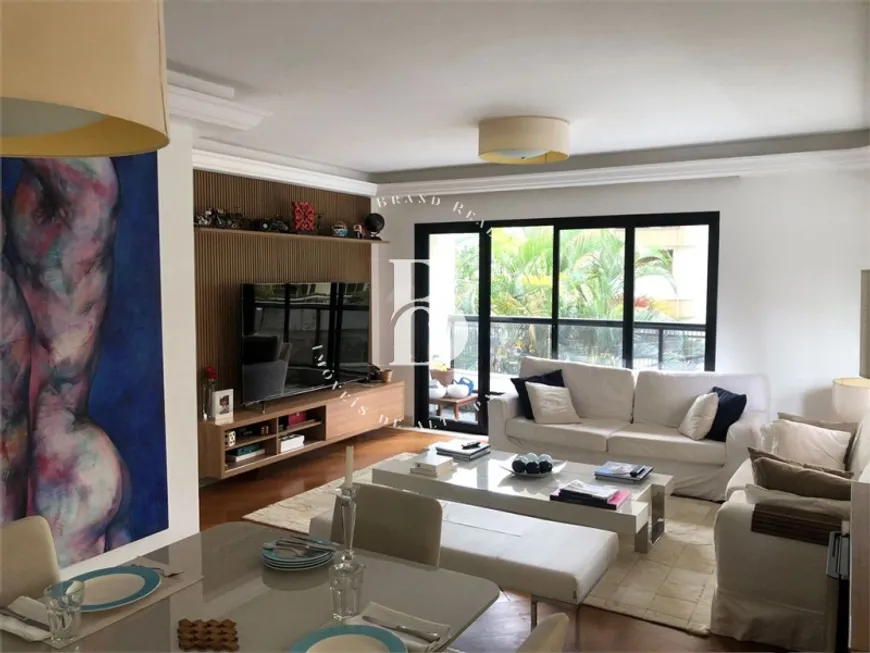 Foto 1 de Apartamento com 3 Quartos à venda, 170m² em Moema, São Paulo