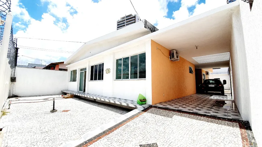 Foto 1 de Imóvel Comercial com 4 Quartos para venda ou aluguel, 825m² em Parquelândia, Fortaleza