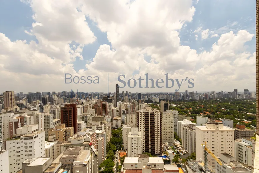 Foto 1 de Cobertura com 5 Quartos para venda ou aluguel, 265m² em Itaim Bibi, São Paulo