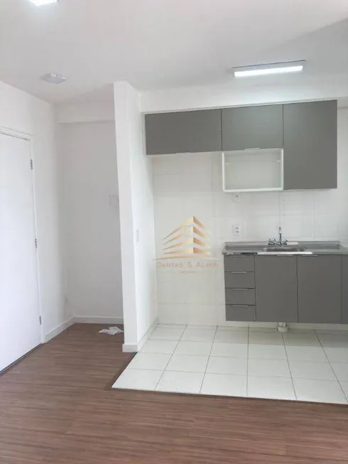 Foto 1 de Apartamento com 2 Quartos à venda, 48m² em Vila Endres, Guarulhos