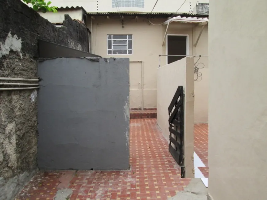Foto 1 de Casa com 1 Quarto para alugar, 40m² em Vila Moinho Velho, São Paulo