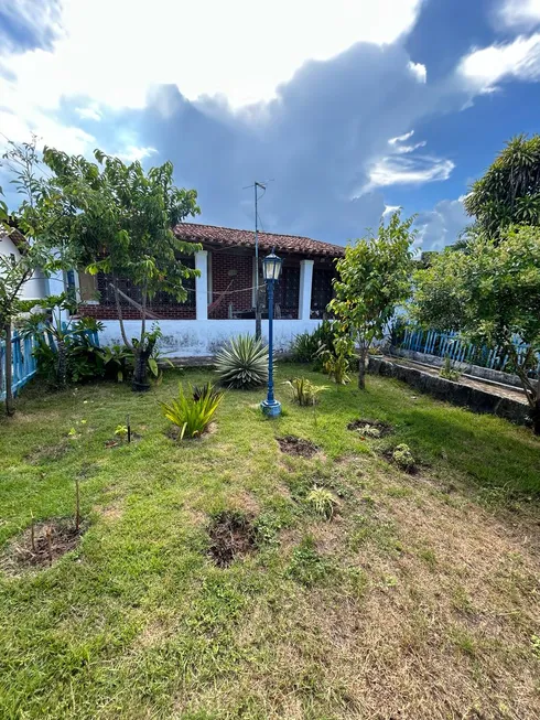 Foto 1 de Casa com 8 Quartos à venda, 145m² em Centro, Rio das Ostras