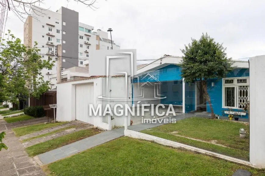 Foto 1 de Casa com 3 Quartos à venda, 173m² em Vila Izabel, Curitiba