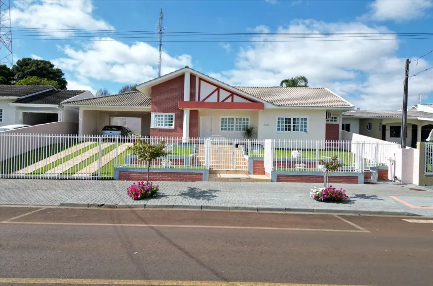 Foto 1 de Casa com 3 Quartos à venda, 156m² em Jardim das Américas, Pato Branco