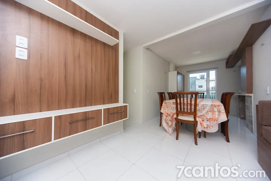 Foto 1 de Casa com 2 Quartos para alugar, 65m² em Centro, Fortaleza