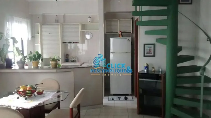 Foto 1 de Flat com 1 Quarto à venda, 82m² em Ponta da Praia, Santos