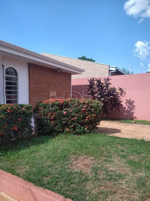 Foto 1 de Casa com 2 Quartos à venda, 162m² em Vila Independência, Araraquara