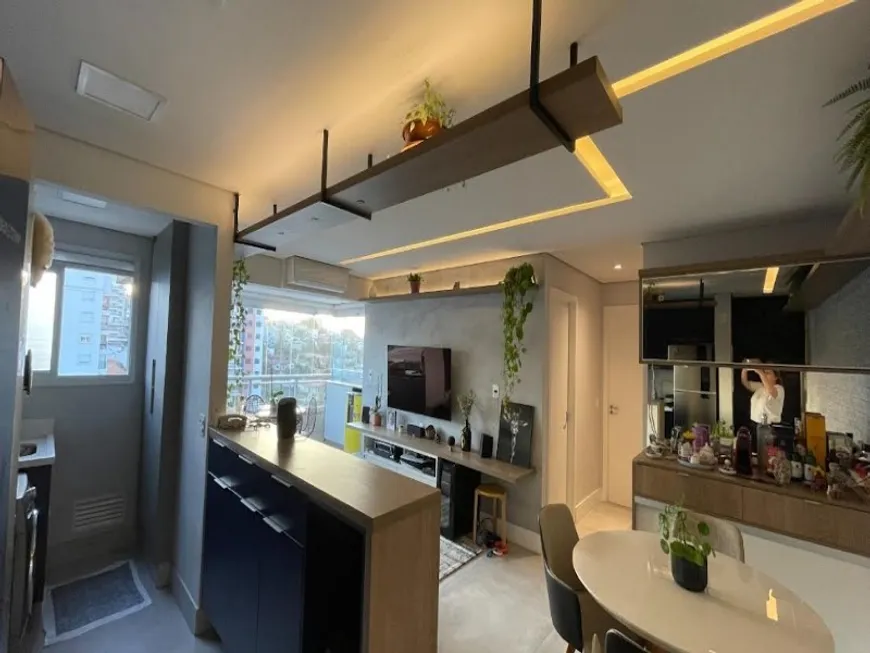 Foto 1 de Apartamento com 2 Quartos à venda, 67m² em Vila Ipojuca, São Paulo