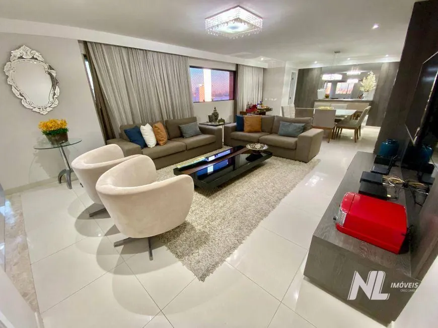 Foto 1 de Apartamento com 4 Quartos à venda, 215m² em Lagoa Nova, Natal