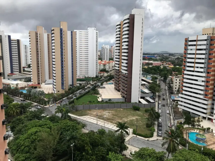 Foto 1 de Apartamento com 3 Quartos à venda, 86m² em Cidade dos Funcionários, Fortaleza