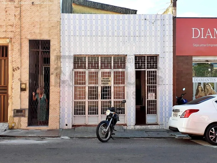 Foto 1 de Casa com 4 Quartos à venda, 210m² em Centro, Aracaju