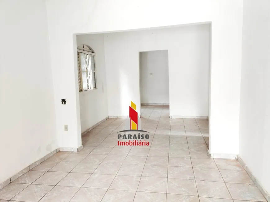 Foto 1 de Casa com 3 Quartos à venda, 250m² em Nossa Senhora das Graças, Uberlândia