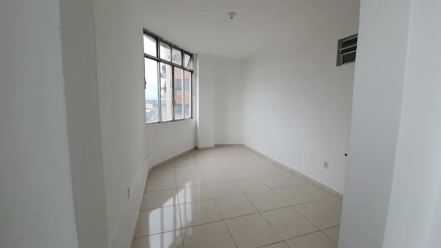 Foto 1 de Apartamento com 1 Quarto à venda, 40m² em Centro, Duque de Caxias