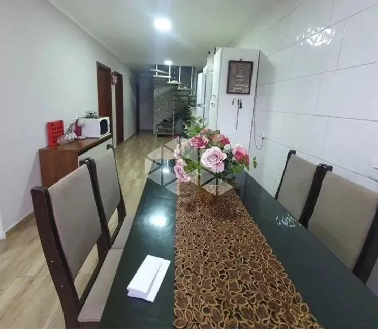 Foto 1 de Apartamento com 3 Quartos à venda, 80m² em São João do Rio Vermelho, Florianópolis