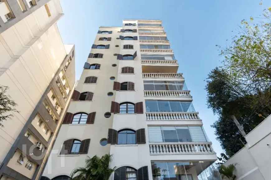 Foto 1 de Apartamento com 4 Quartos à venda, 131m² em Jardim Das Bandeiras, São Paulo