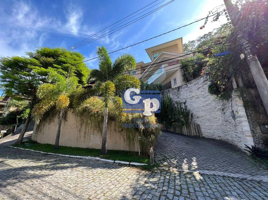 Foto 1 de Casa de Condomínio com 4 Quartos à venda, 500m² em Itaipu, Niterói
