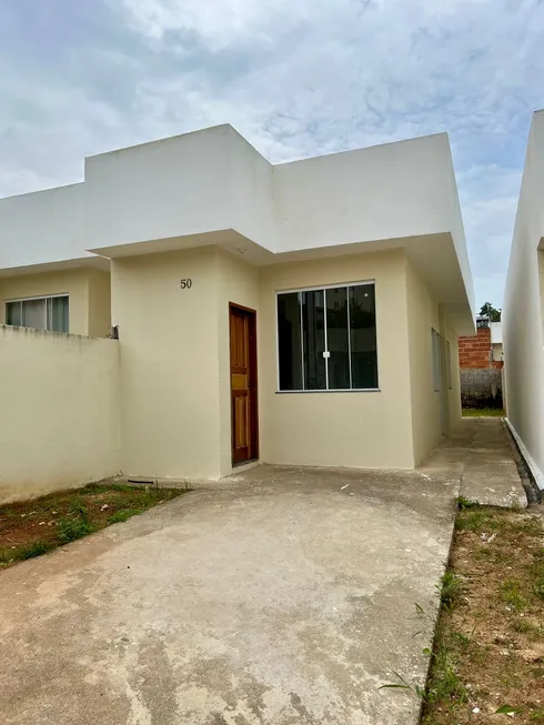 Foto 1 de Casa com 2 Quartos à venda, 55m² em Roma, Volta Redonda