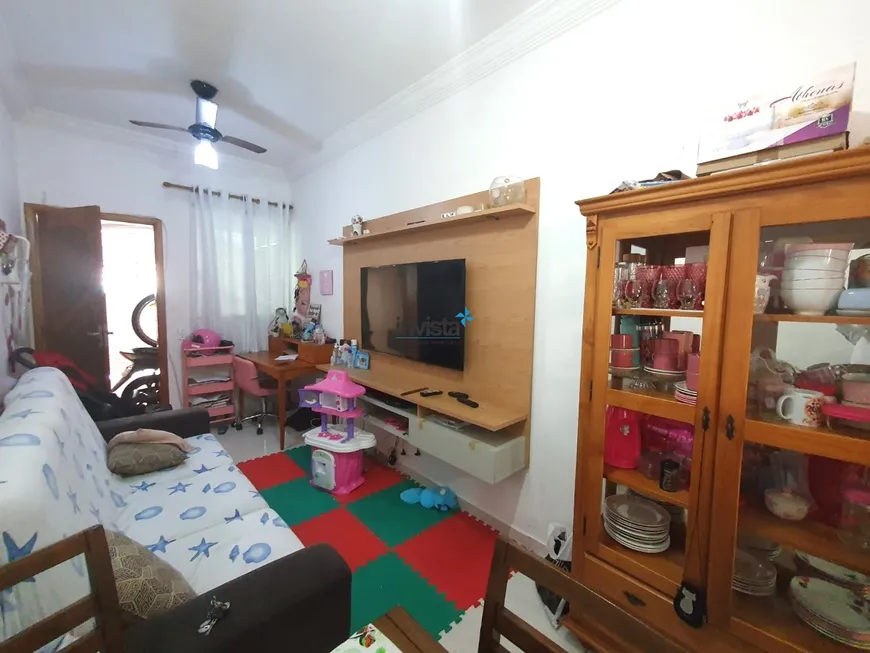 Foto 1 de Casa com 3 Quartos à venda, 102m² em Marapé, Santos