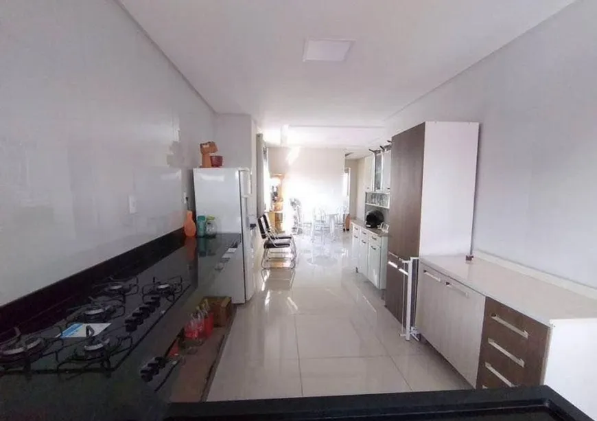 Foto 1 de Casa com 2 Quartos à venda, 90m² em Boca do Rio, Salvador