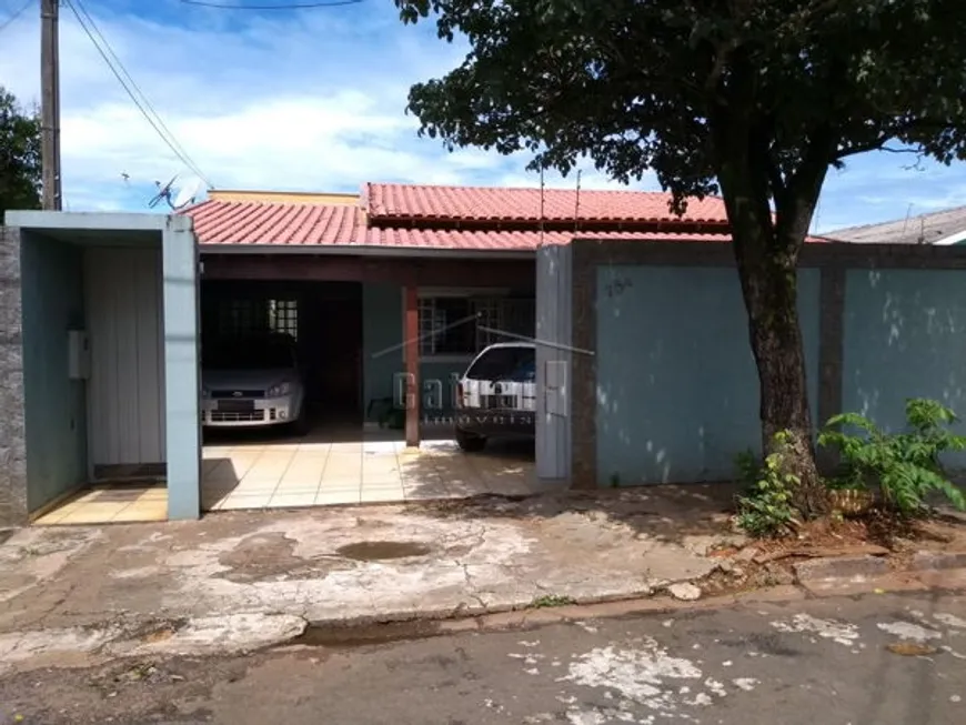 Foto 1 de Casa com 3 Quartos à venda, 160m² em Conjunto Parigot de Souza 3, Londrina