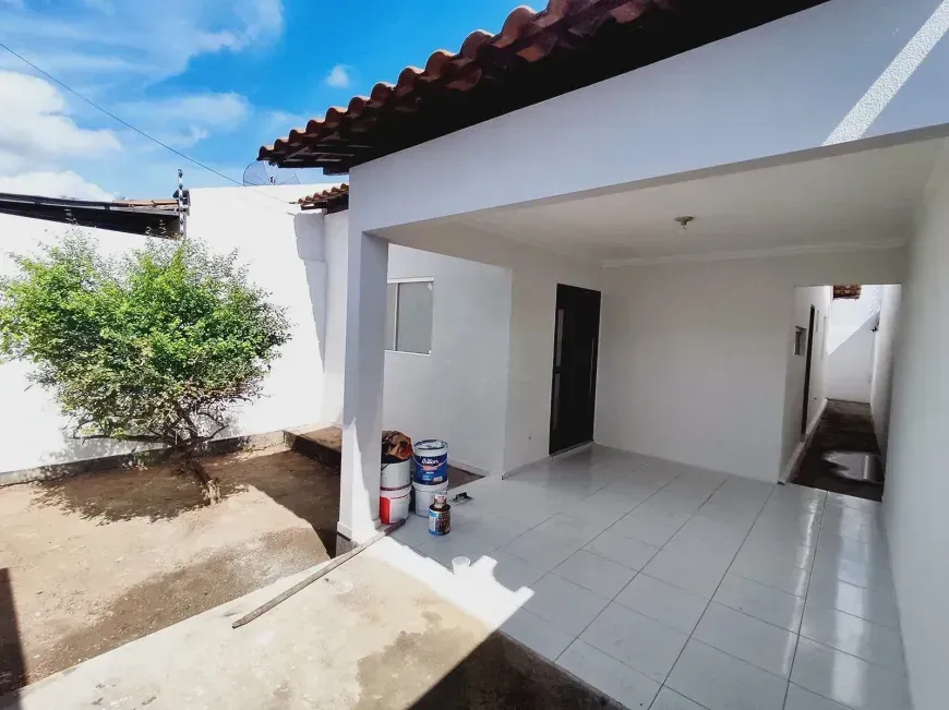 Foto 1 de Casa com 2 Quartos à venda, 95m² em Feu Rosa, Serra