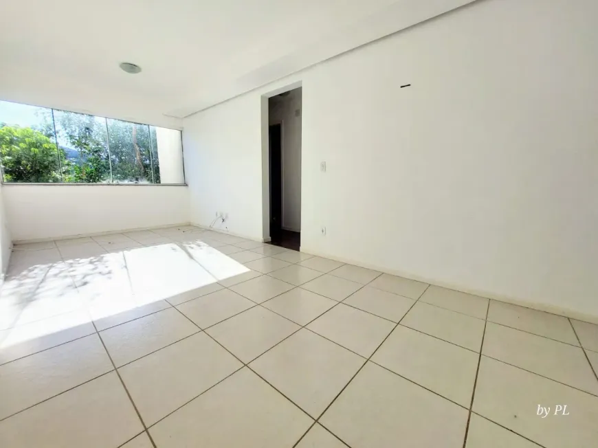 Foto 1 de Apartamento com 3 Quartos à venda, 63m² em Hípica, Porto Alegre