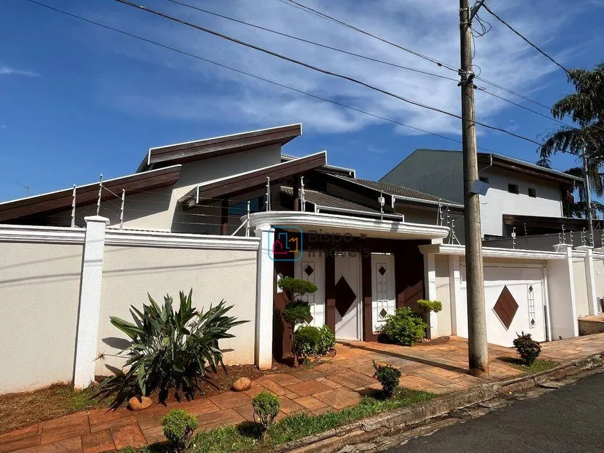 Foto 1 de Casa com 3 Quartos à venda, 253m² em Werner Plaas, Americana