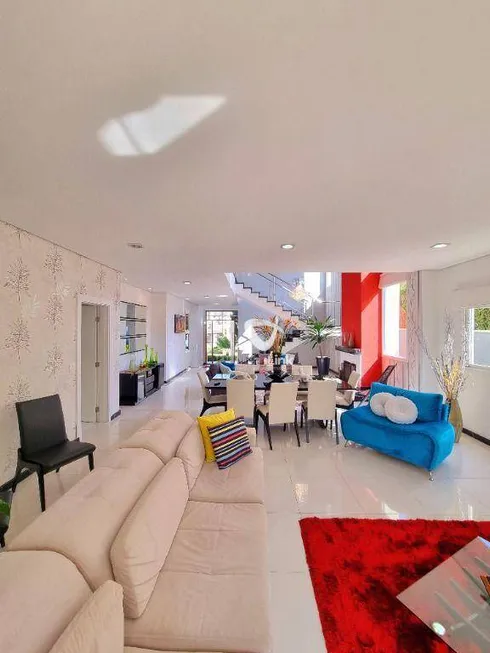 Foto 1 de Casa de Condomínio com 4 Quartos à venda, 483m² em Residencial Morada dos Lagos, Barueri