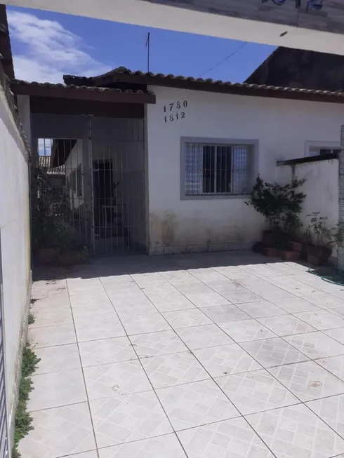 Foto 1 de Casa com 2 Quartos à venda, 62m² em Balneário Gaivotas, Itanhaém